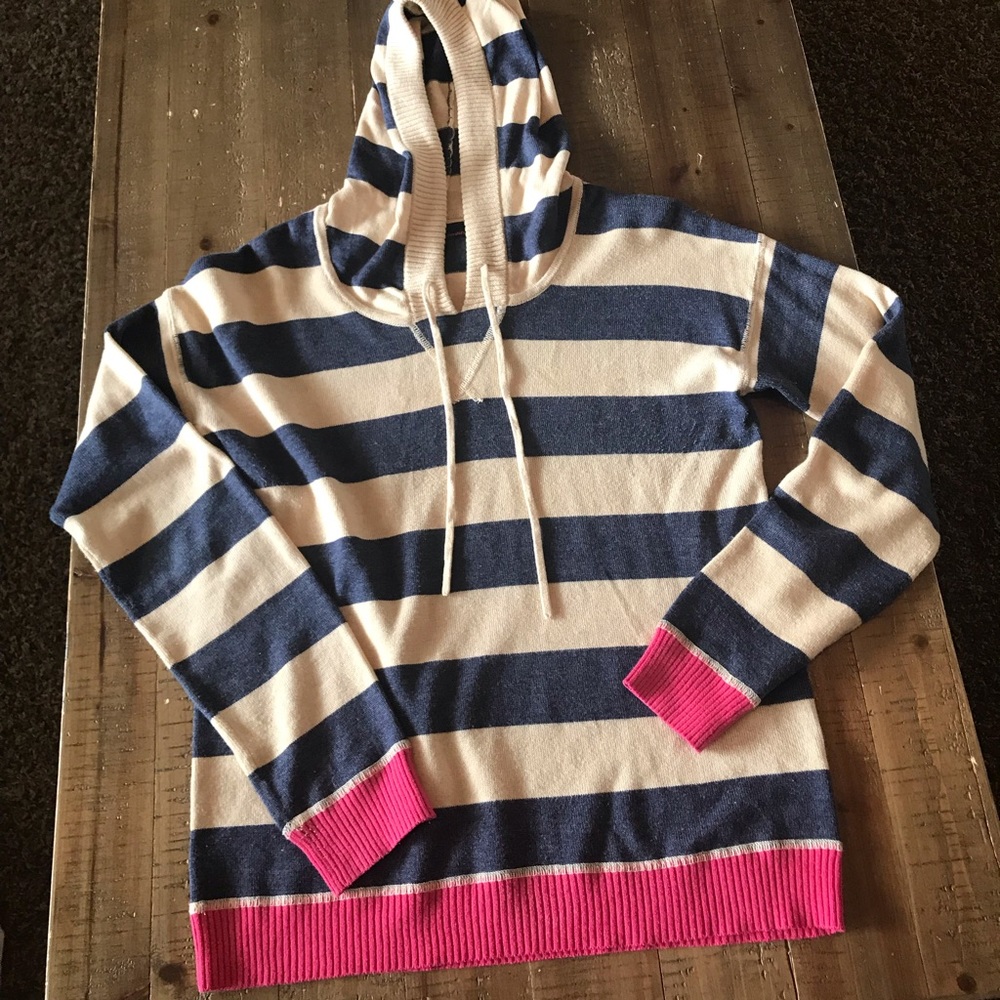 Sweater hoodie